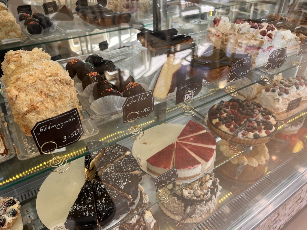 クタイシケーキ屋さんショーケース