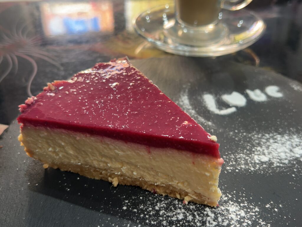 クタイシカフェチーズケーキ