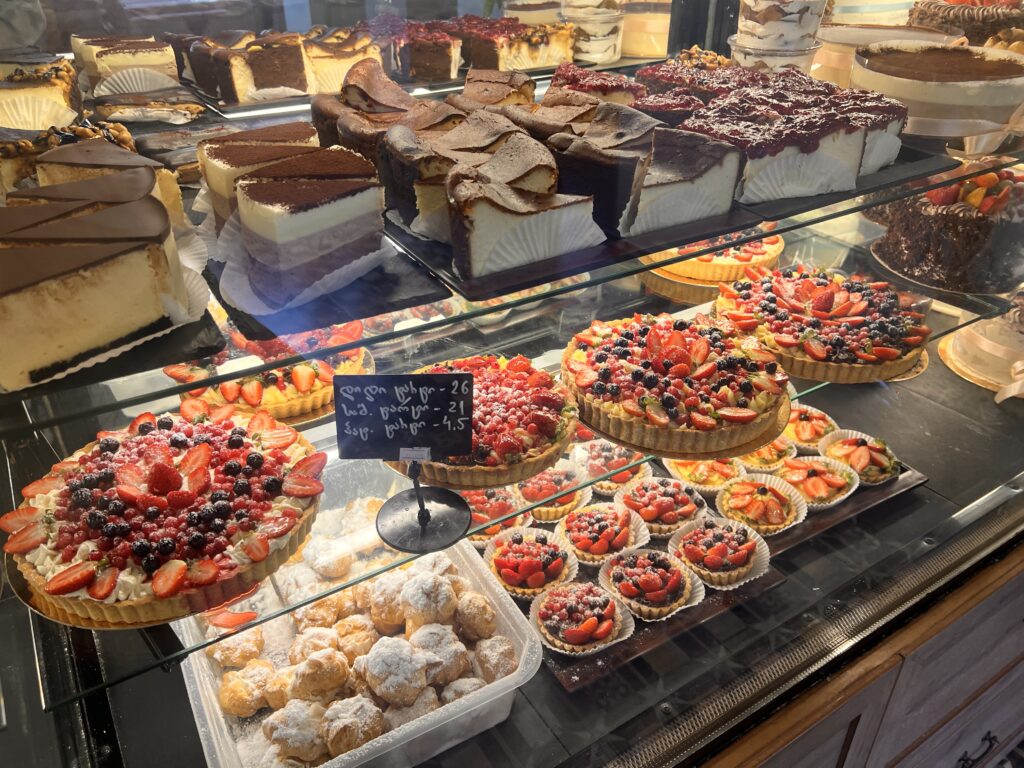 クタイシLa faitesケーキ