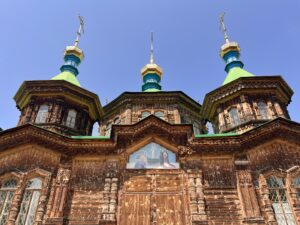 カラコル聖三位一体教会