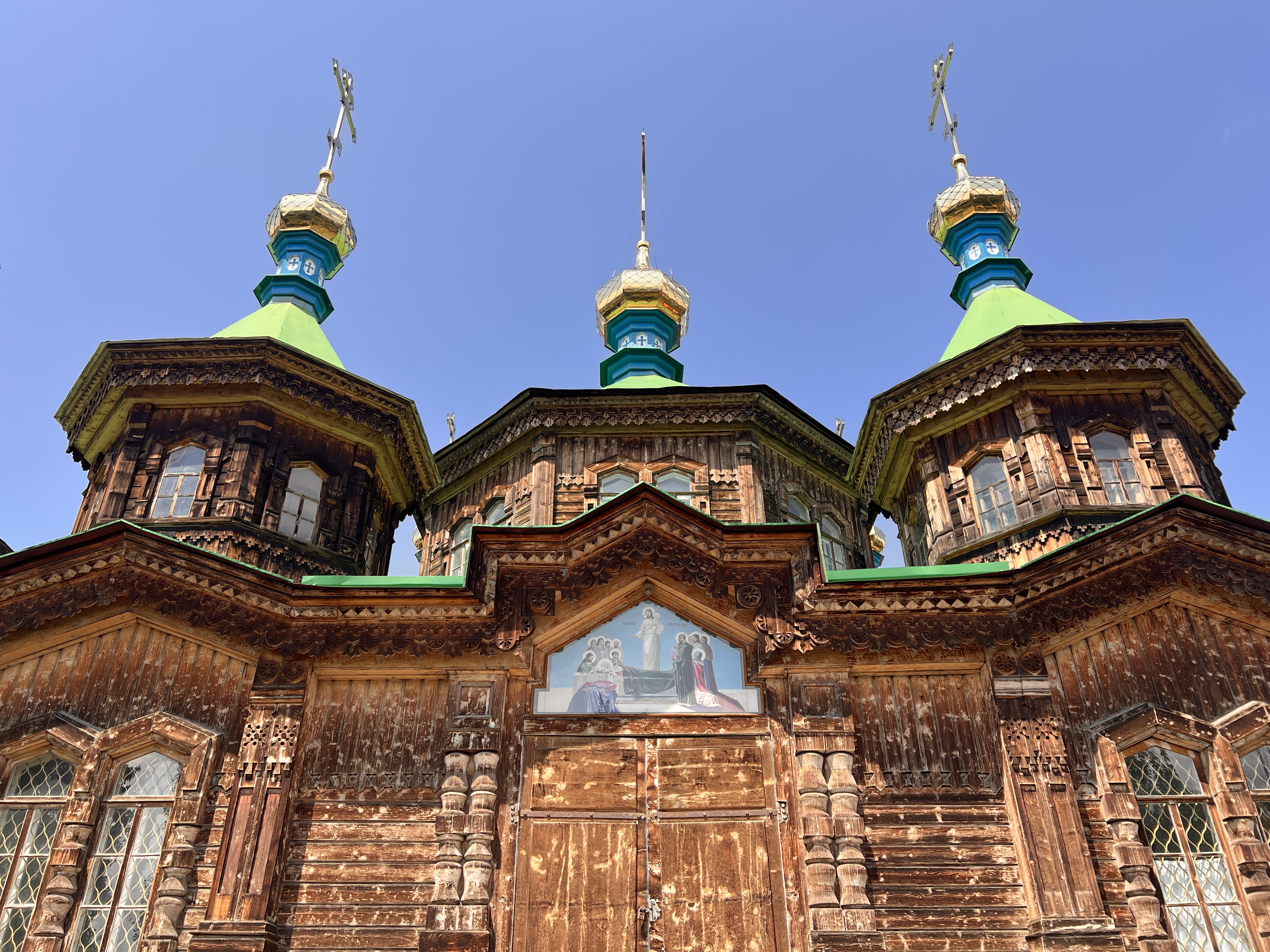 カラコル聖三位一体教会