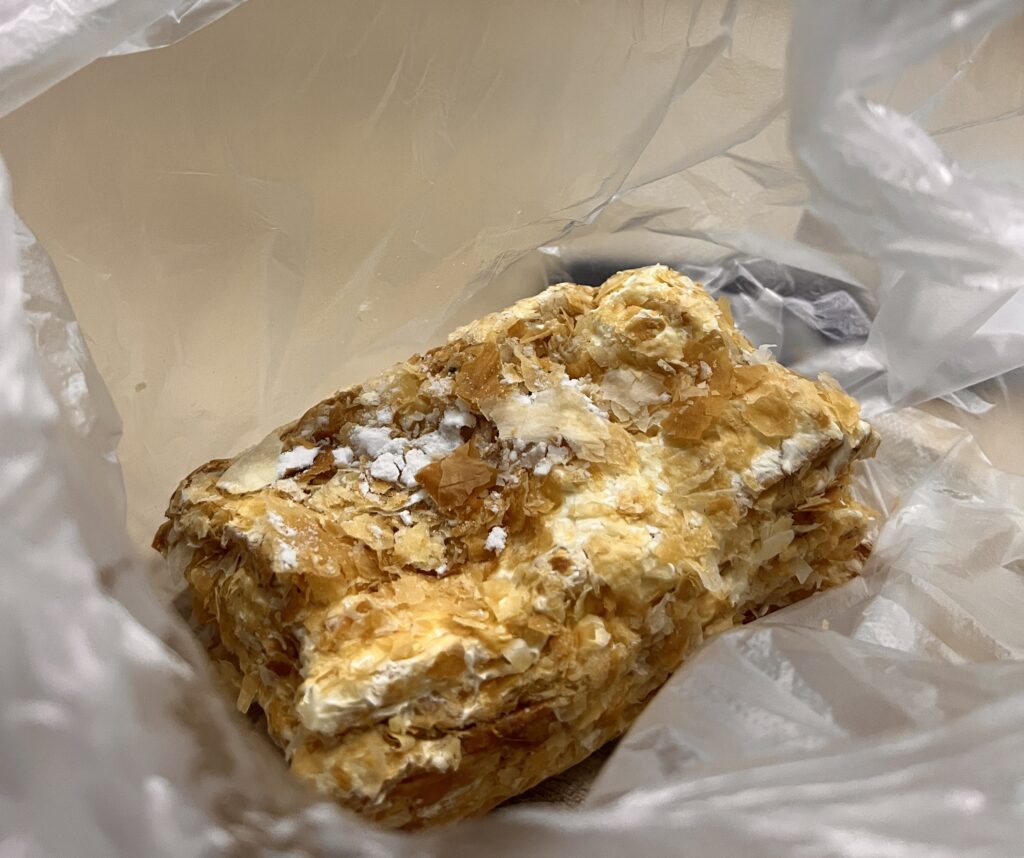 クタイシラファエロのケーキ